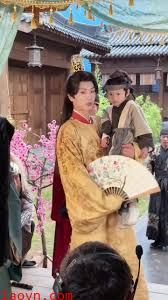 绝嗣陛下锁朱颜五宝宫心计